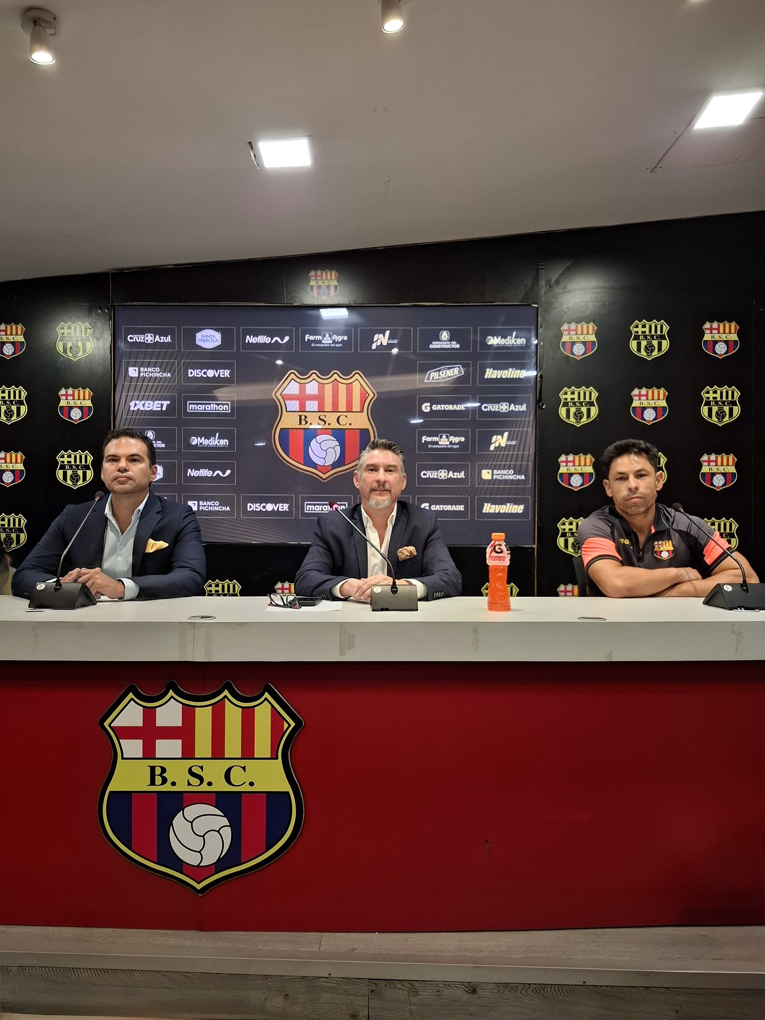 «Yo soy pro-empresas»: Montalvo quiere convertir a Barcelona en una SAD