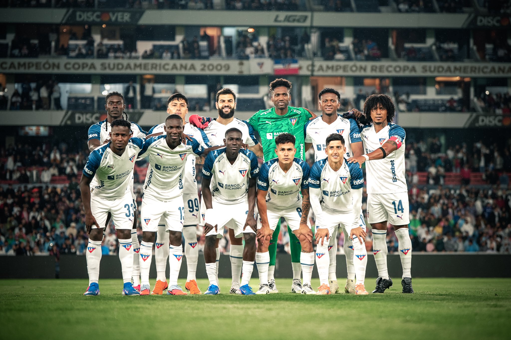 Lluvia de goles en la Noche Blanca 2026: Liga de Quito ganó 4-2