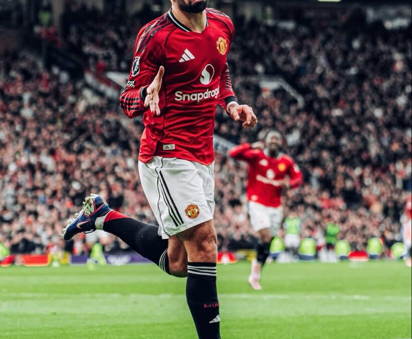 Bruno Fernandes hace historia en el Manchester United y acecha el récord de asistencias en la Premier League